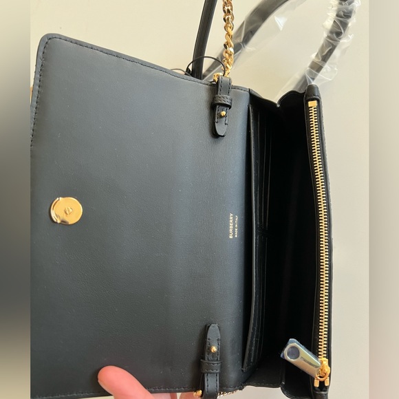 Burberry Lola Wallet with Detachable Strap - Picture 6 of 15